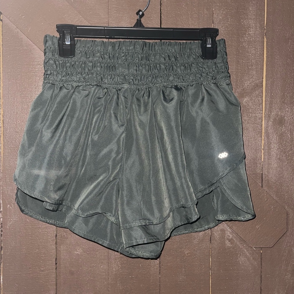 Legend - shorts